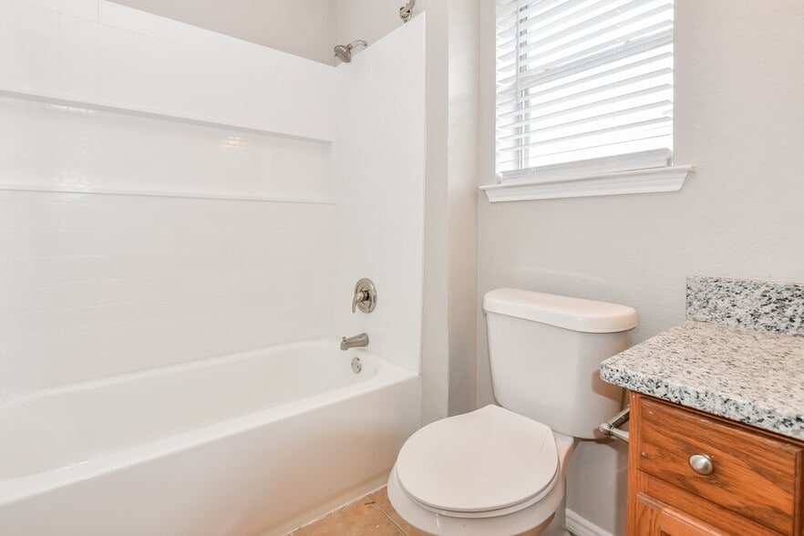 Building Photo - 309 Cobblestone Dr