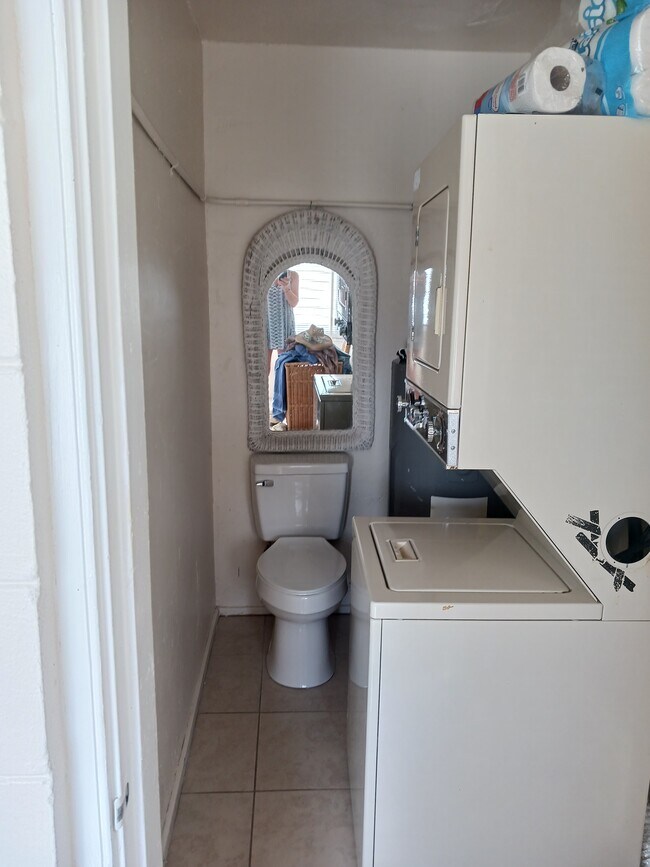 Building Photo - 21067 Meehan Ave