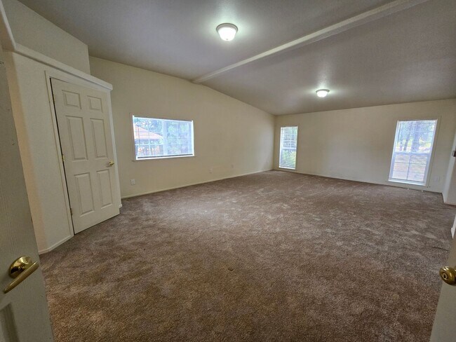 Building Photo - 4161 W Foothill Dr