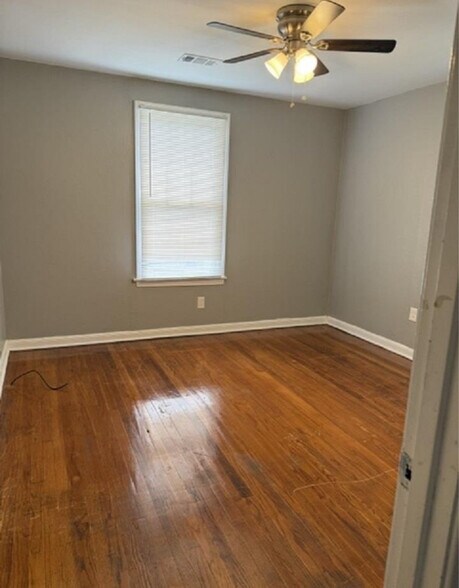 Building Photo - 4242 Gurney St