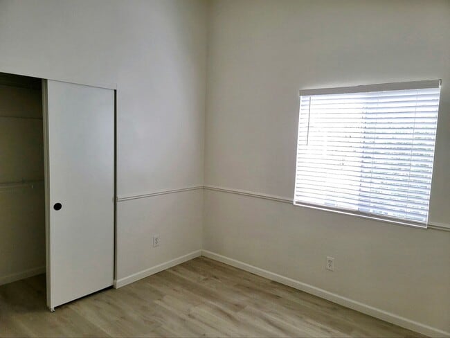 Building Photo - Updated 2 Bedroom Condo in Rohnert Park w/...