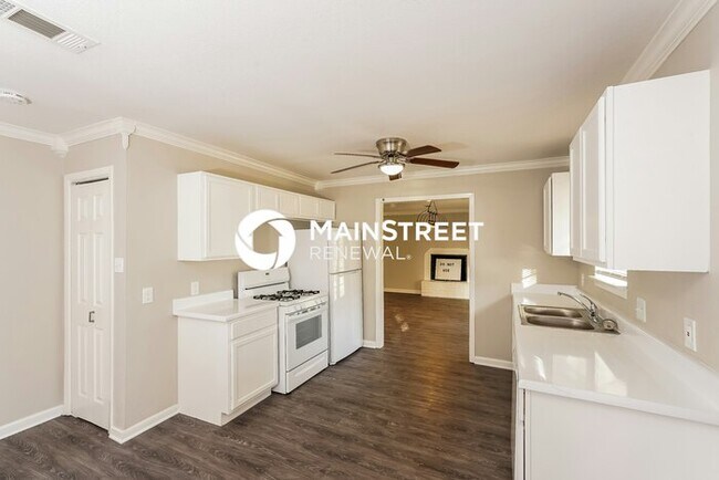Building Photo - 3 Bedroom Pet-Friendly Home in North Richland Hills, TX with Main Street Renewal