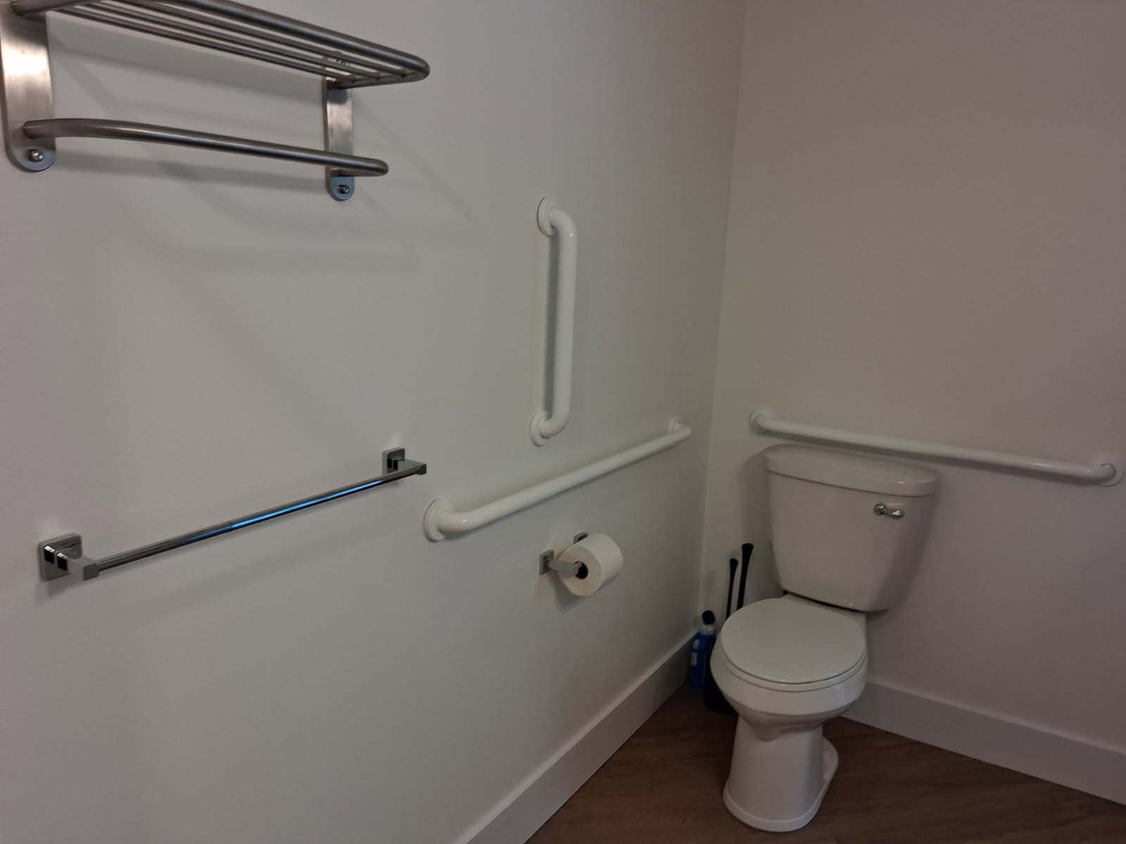 Barrier-free toilet - 517 18th St