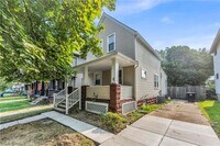 Building Photo - 3153 W 103rd St