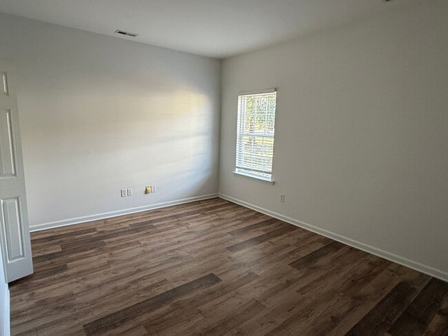 Building Photo - 7041 Somerset Springs Dr