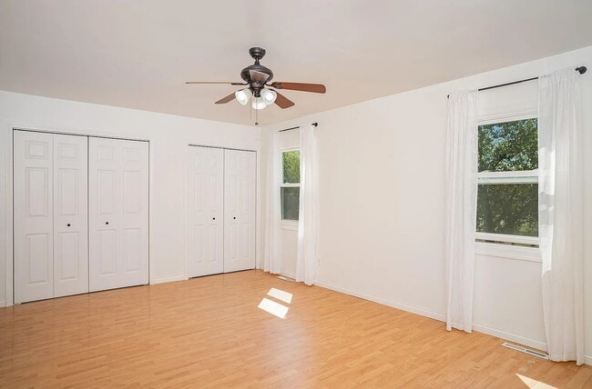 Building Photo - 1400 W 97th Ave