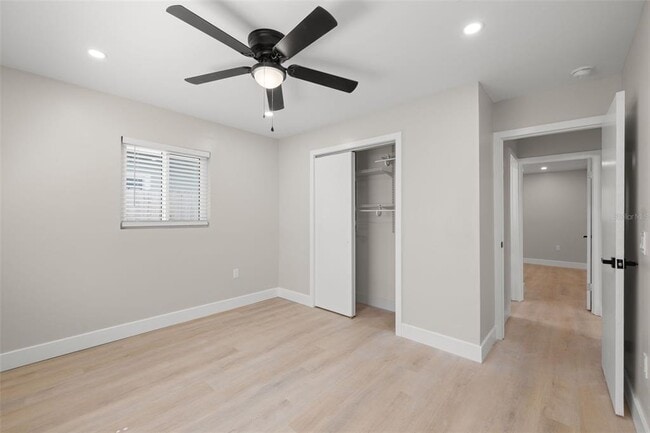 Building Photo - 1500 San Mateo Dr