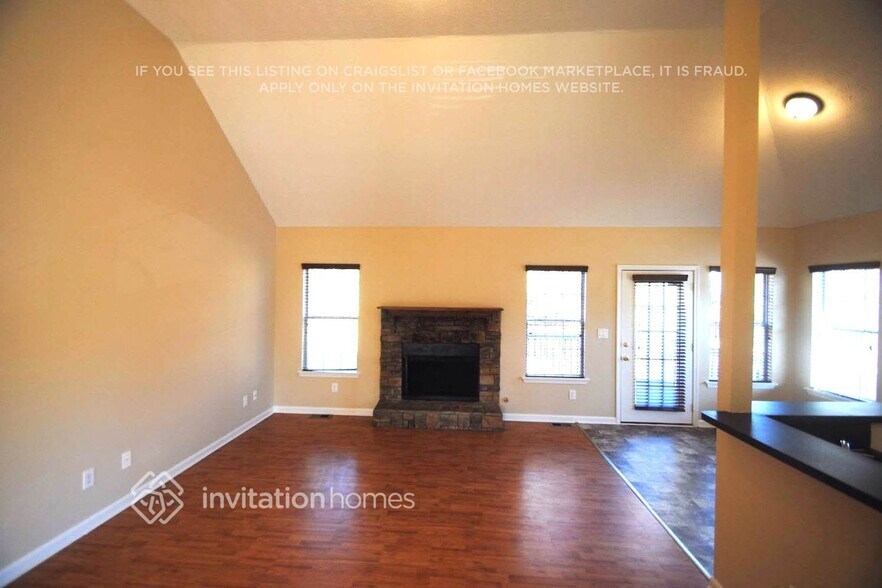Building Photo - 4088 Water Hole Ct