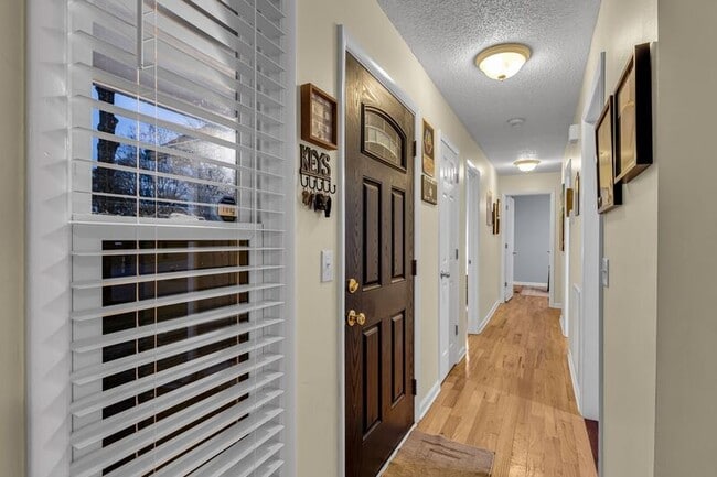 Building Photo - 921 Fitzpatrick Rd