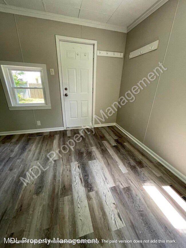 Building Photo - 3 br, 1 bath House - 1323 Fraser