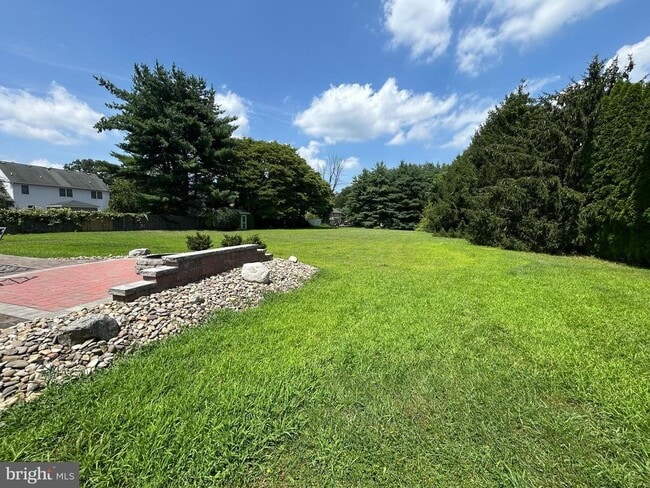Building Photo - 828 Yardville Allentown Rd
