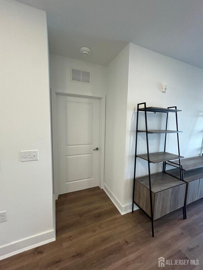 Building Photo - 29212 Radford Ct