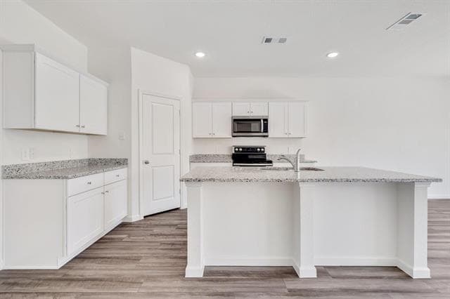 Building Photo - 795 Yorkshire Dr