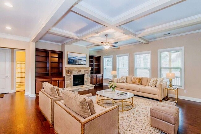 Building Photo - 4505 Summersweet Dr