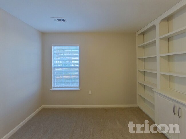 Building Photo - 4296 Tucker Chase Drive