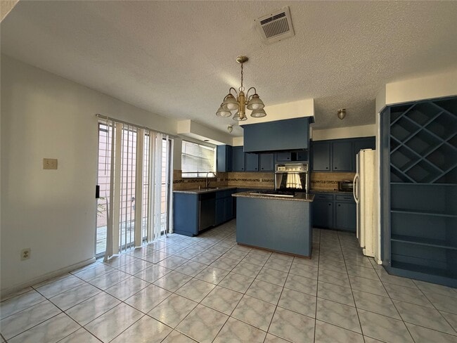 Building Photo - 4307 Bugle Rd