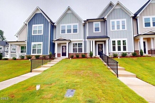 Building Photo - 2459 Englemann Dr