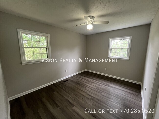 Building Photo - 153 Carroll Cir
