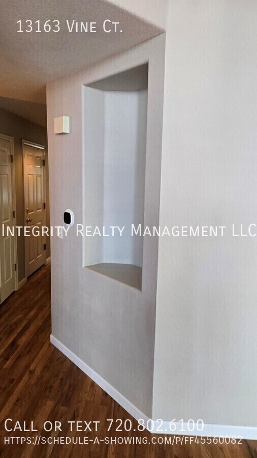 Building Photo - 13163 Vine Ct