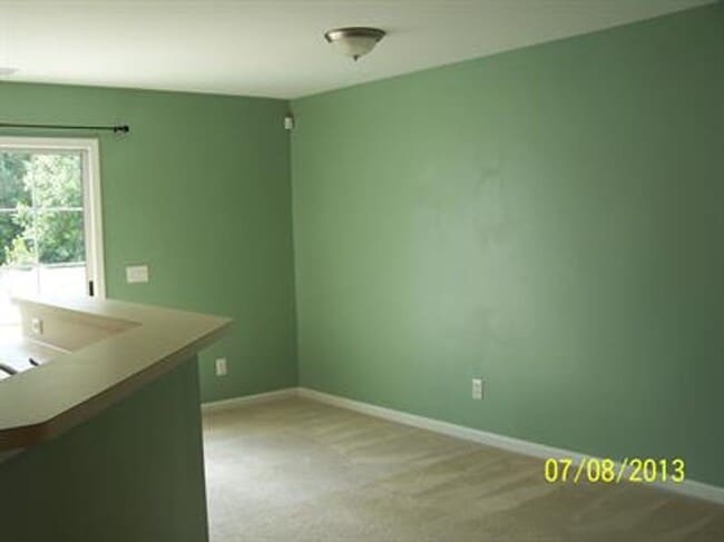 Building Photo - 126 Slater St
