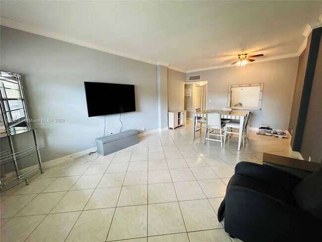 Building Photo - 1455 N Treasure Dr