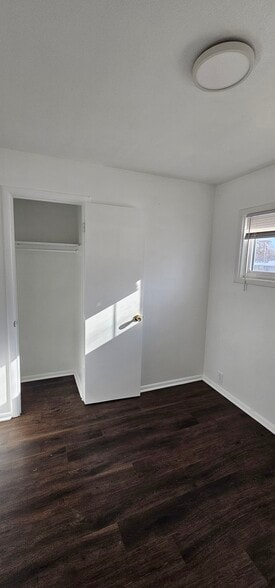 Building Photo - 7504 E 112th St