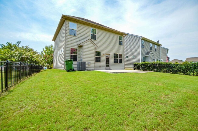 Building Photo - 2037 Ice Lake Ct
