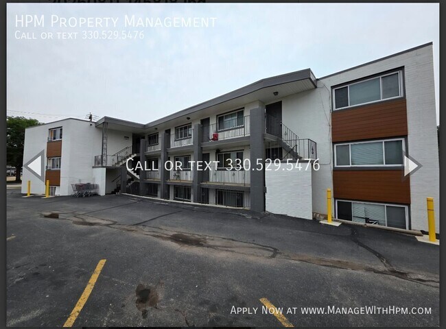 Building Photo - 1605 S Water St