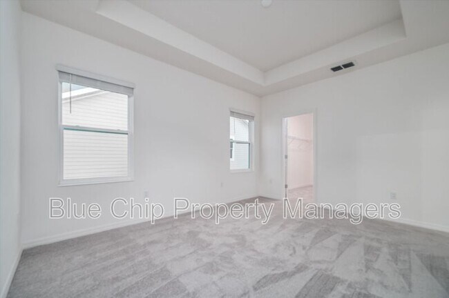 Building Photo - 34200 Cinder Wy