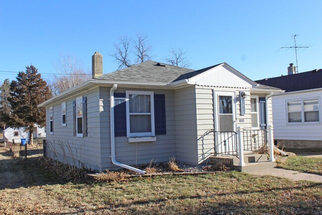 Building Photo - 2-Bedroom, 1-Bath House for Rent