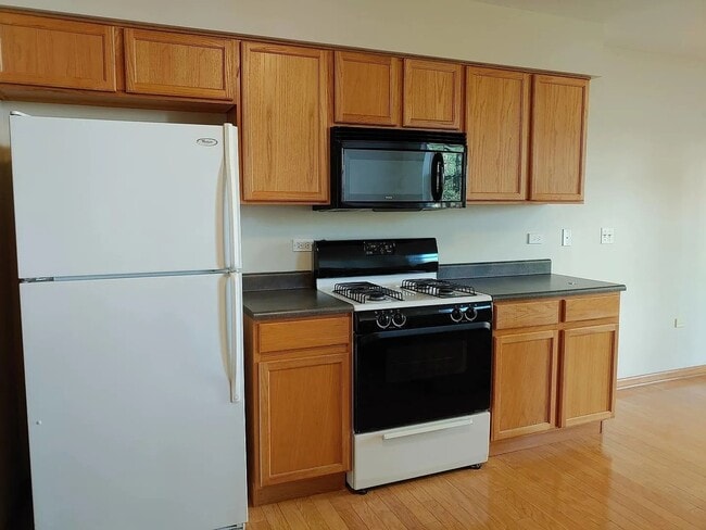 Building Photo - 54 Rolling Oaks Rd