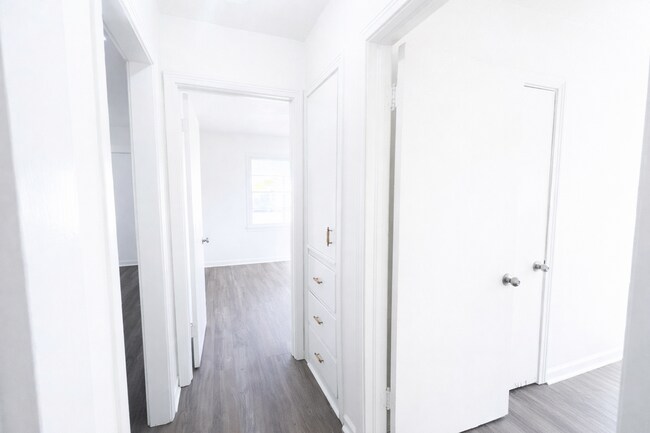 Building Photo - Beautifully Updated 3 Bedroom 2Bath Home in NE Wichita – $1575/month