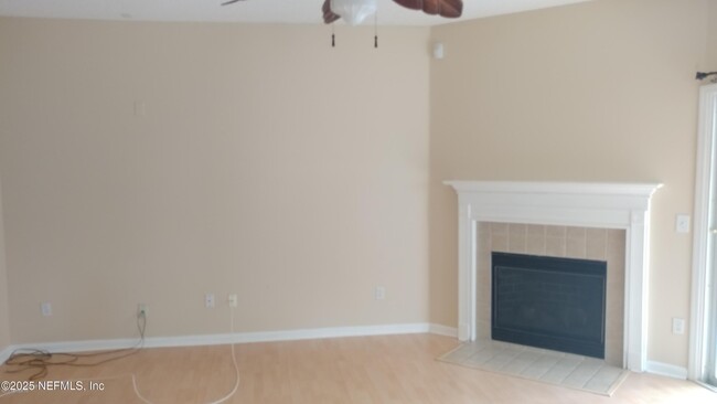 Building Photo - 8602 Longford Dr