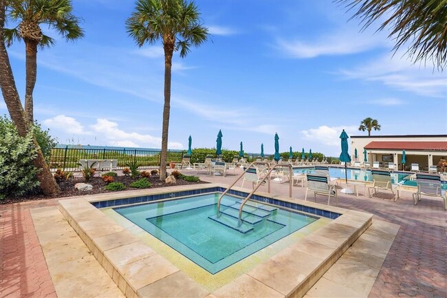 Building Photo - 2089 Gulf of Mexico Dr