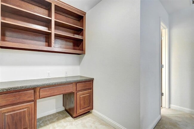 Building Photo - 3129 Goldenoak Cir