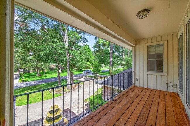 Building Photo - 663 Ravensworth Dr