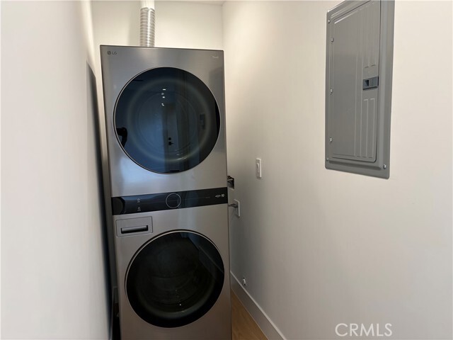 Building Photo - 19212 Calvert St