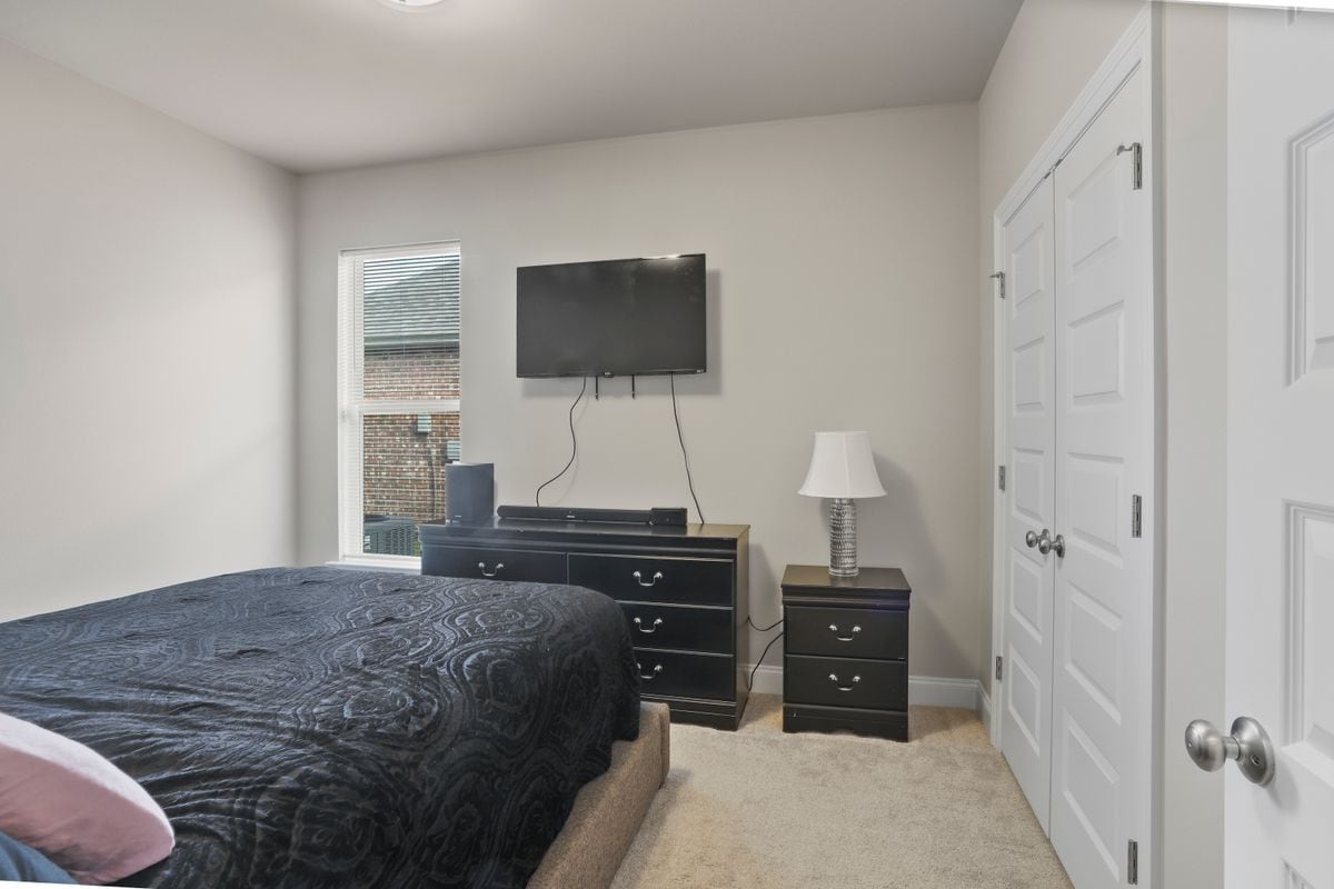 Building Photo - 825 Mano Myrtle Dr