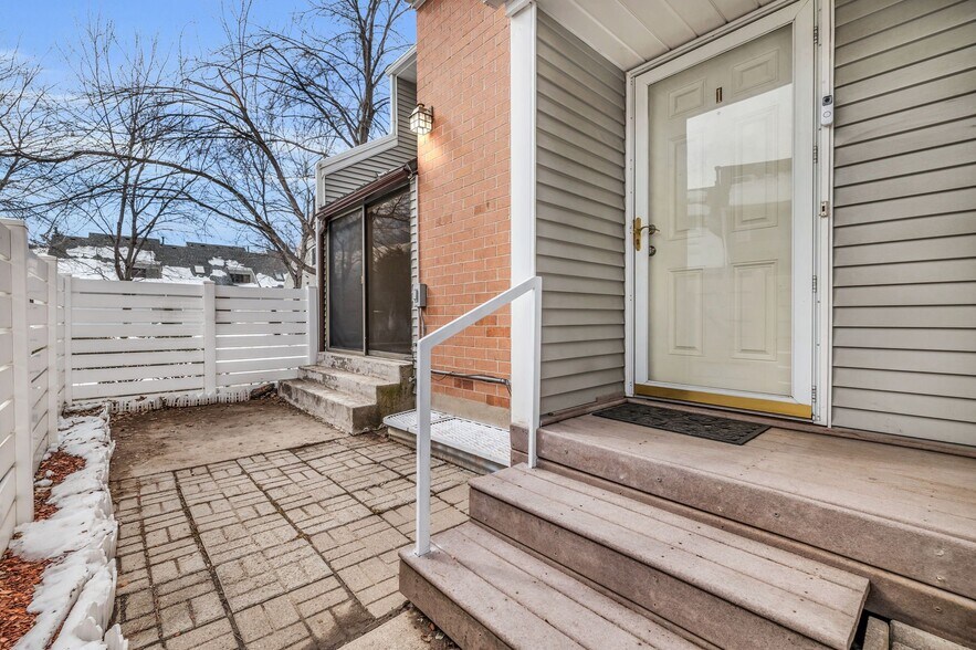 Building Photo - 955 Essex Ct Way