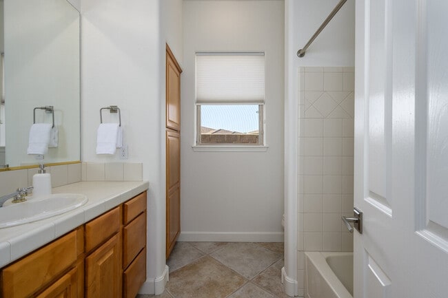 Building Photo - 14705 Canyon Dr