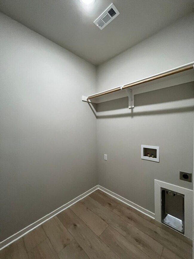 Building Photo - Great 4 bedroom New Construction!