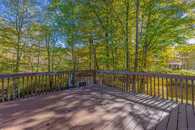 Building Photo - 943 Mt Vernon Rd