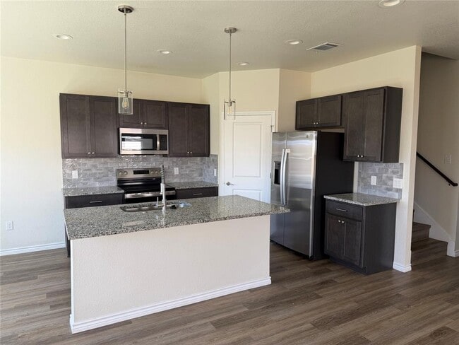 Building Photo - 510 Whirlaway Dr