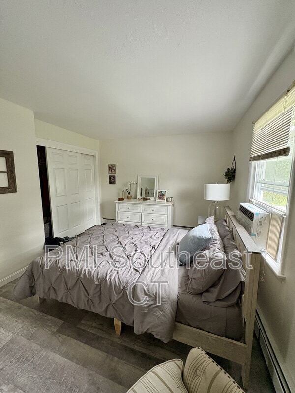 Building Photo - 223 Seneca Dr