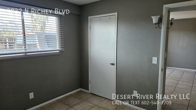 Building Photo - 3032 N Richey Blvd