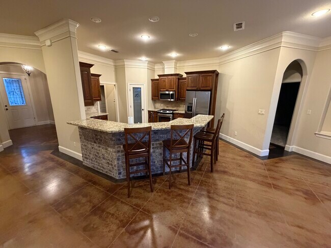 Building Photo - 1019 Stagecoach Bend