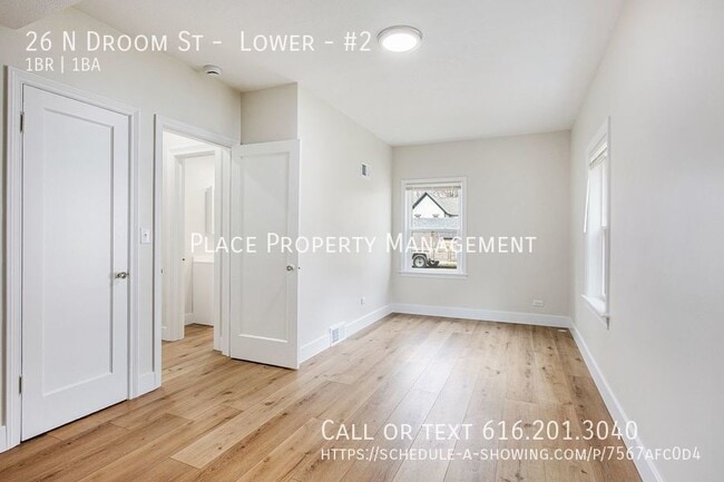 Building Photo - 26 N Droom St