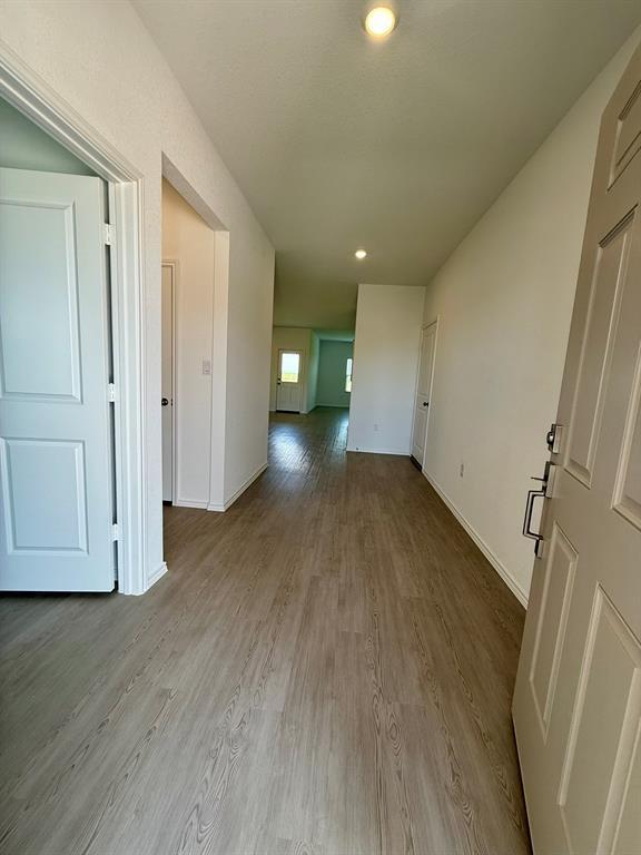 Building Photo - 306 Camargue Dr