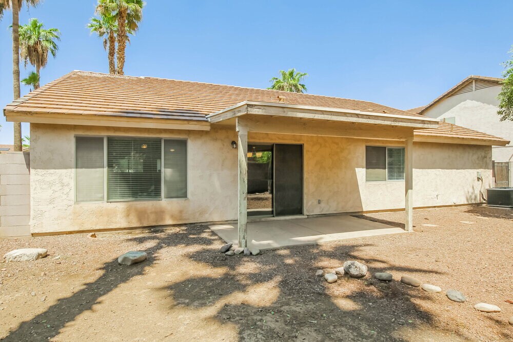 Building Photo - 10355 W Sunflower Pl