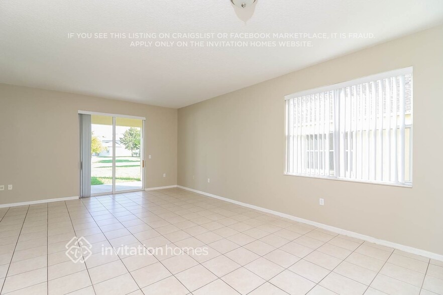 Building Photo - 6210 Blue Runner Ct
